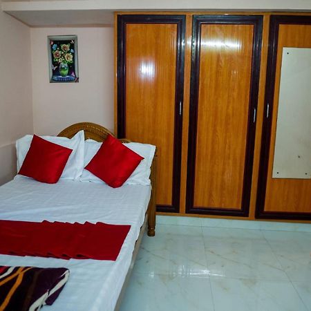 Appartamento Garuda Grand Tirupati Esterno foto