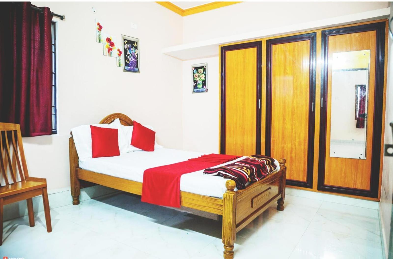 Appartamento Garuda Grand Tirupati Esterno foto